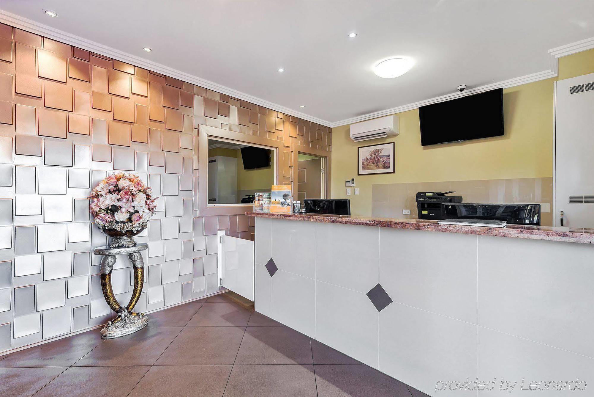 Swagsman Motel Miles Luaran gambar