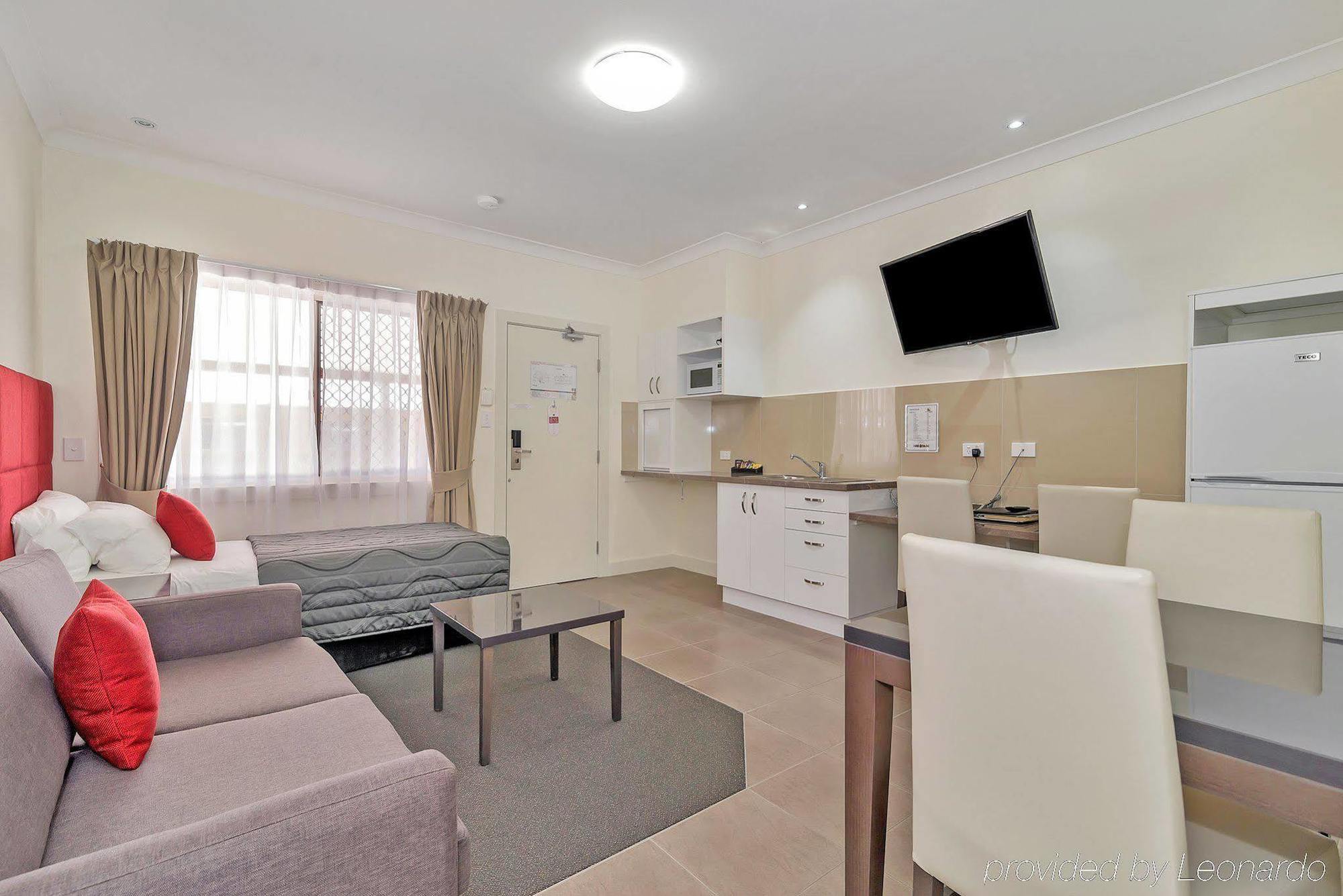 Swagsman Motel Miles Luaran gambar